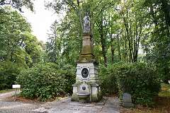 76: DSC_2005